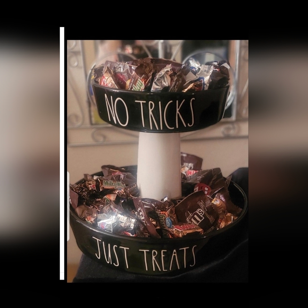 Rae Dunn Happy Halloween No Tricks Just Treats Snack double Tray server bowl